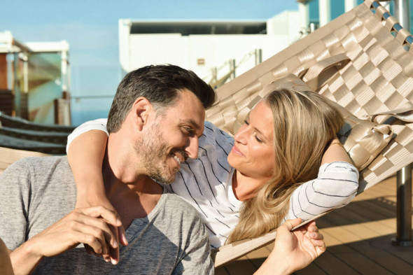 bWFpbi9wYWdlcy9ob21lLzdhMmIzM2EzY2JlODkwMDAwN2JmOGQ1OTUzM2JiZmUwLmpwZw==