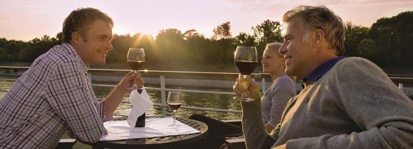 bWFpbi9wYWdlcy9ob21lLzdhMmIzM2EzY2JlODkwMDAwN2JmOGQ1OTUzM2JiZmUwLmpwZw==